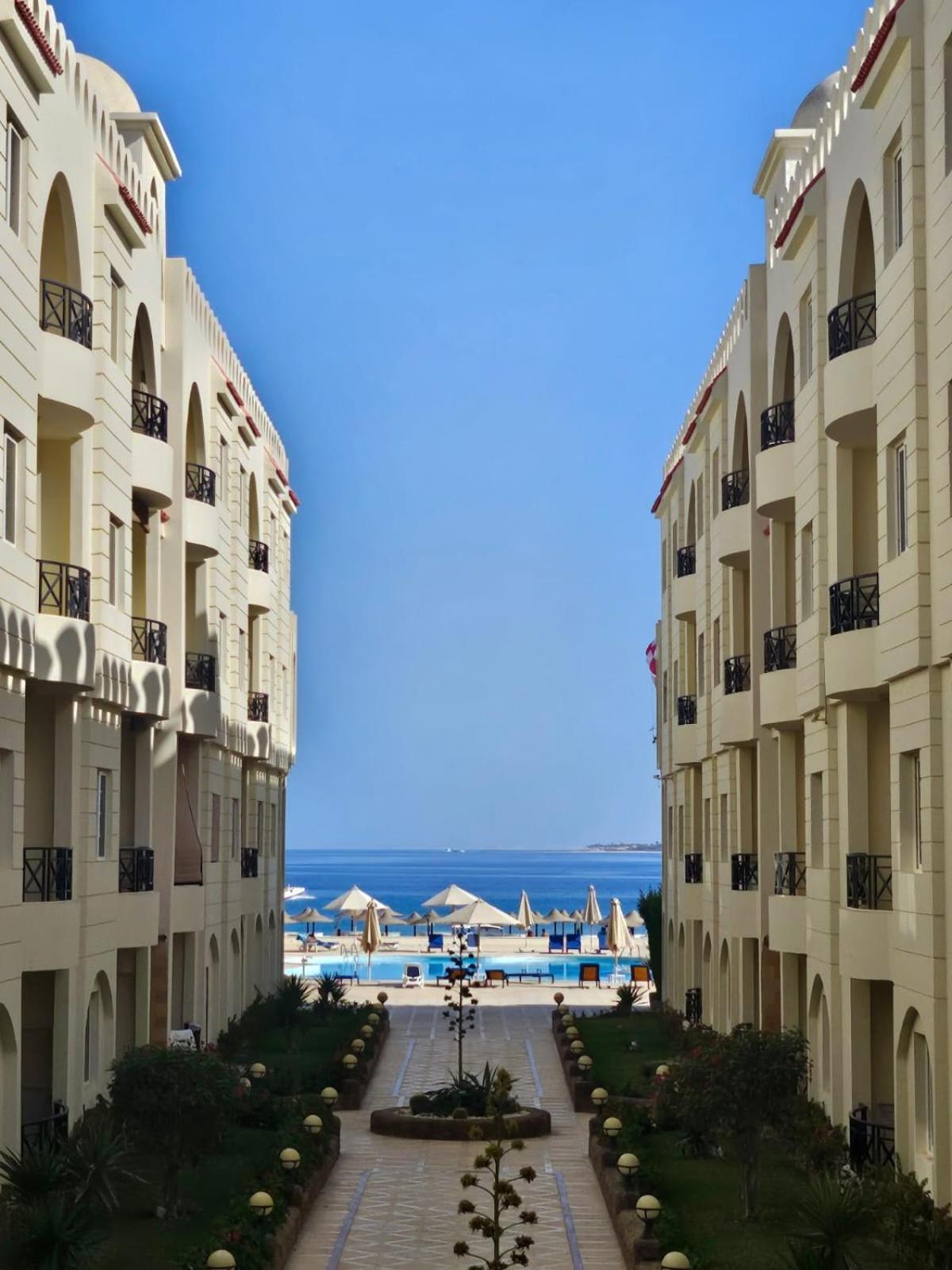 Palm Beach Piazza Apart Hotel Sahl Hasheesh フルガダ エクステリア 写真